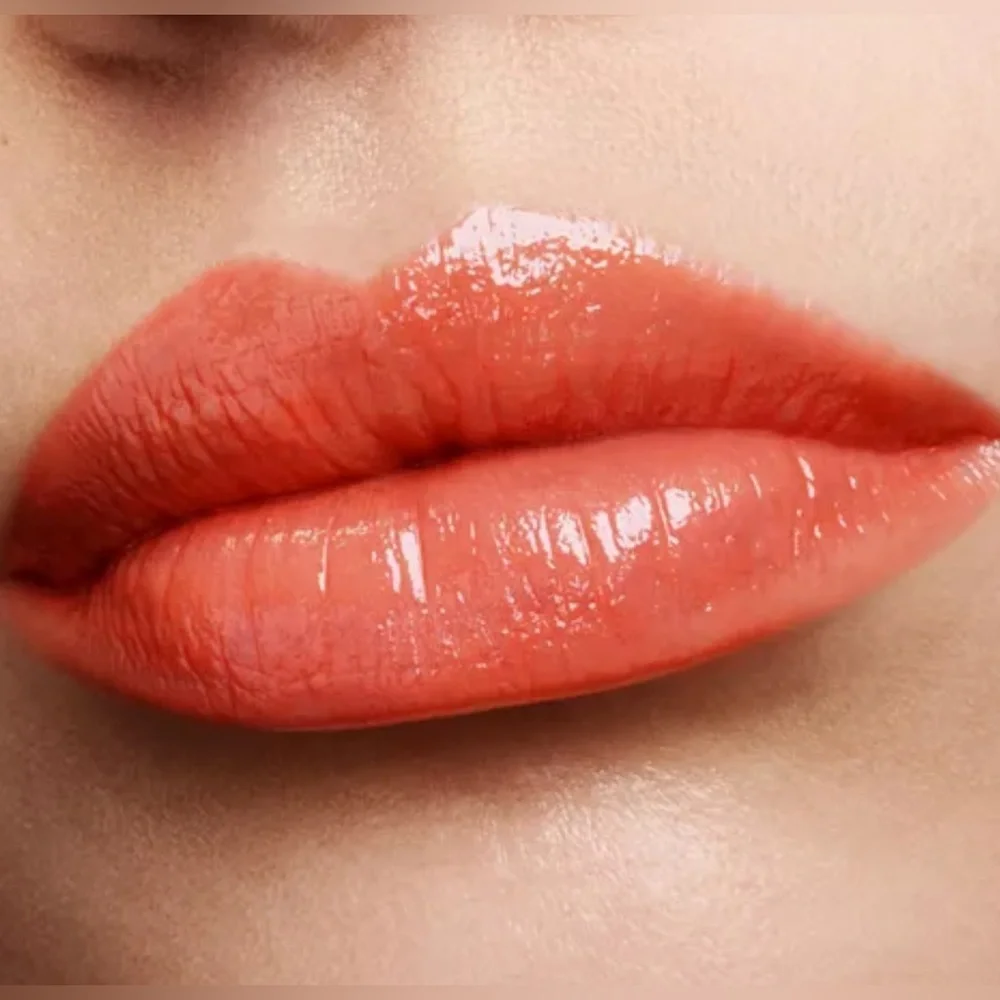 Tom Ford Soleil Lip Balm - 04 UNHIBITED